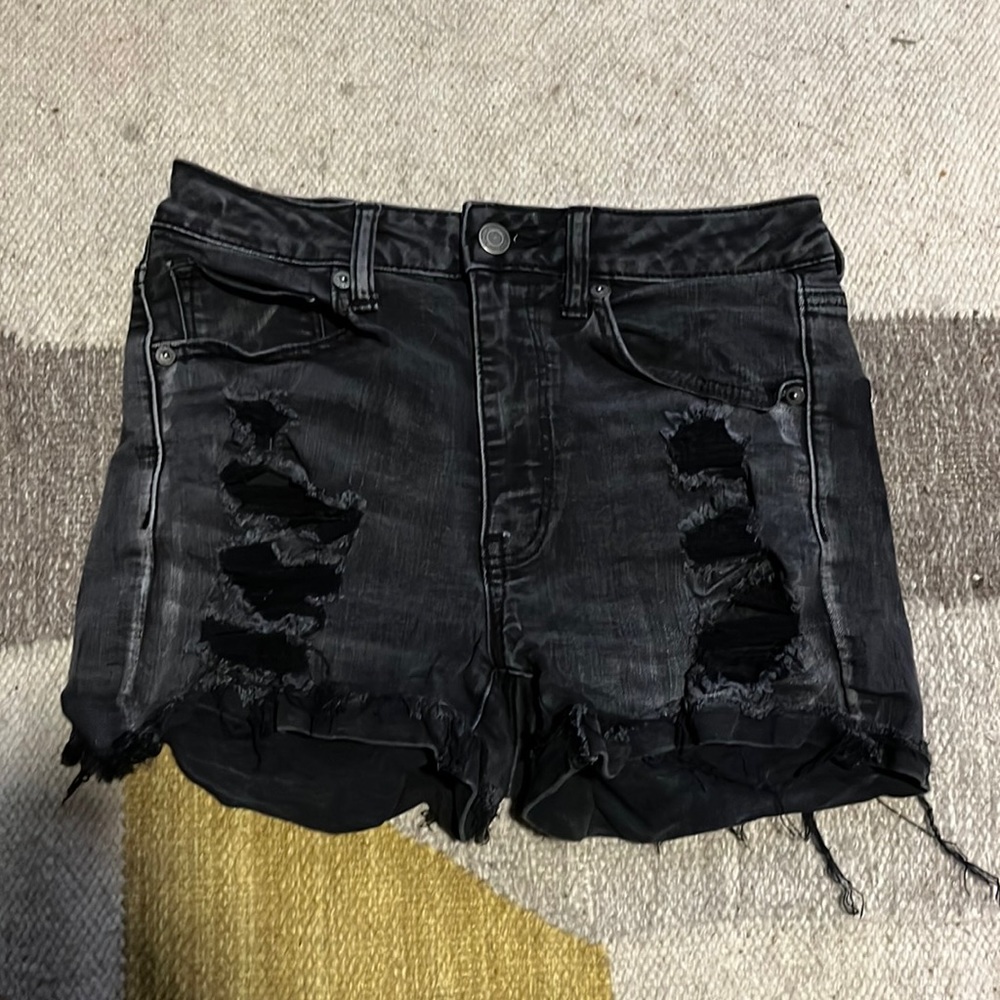 American eagle distressed black jean shorts